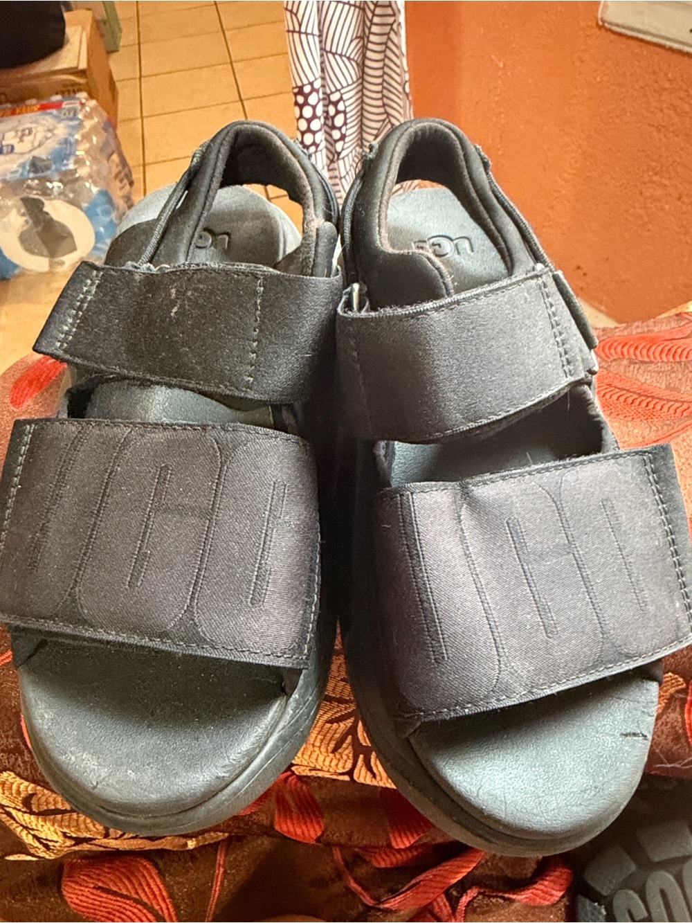 Ugg